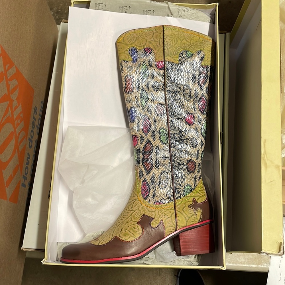 L’Artiste Rodeo Mustard Multi Size 9.5-10